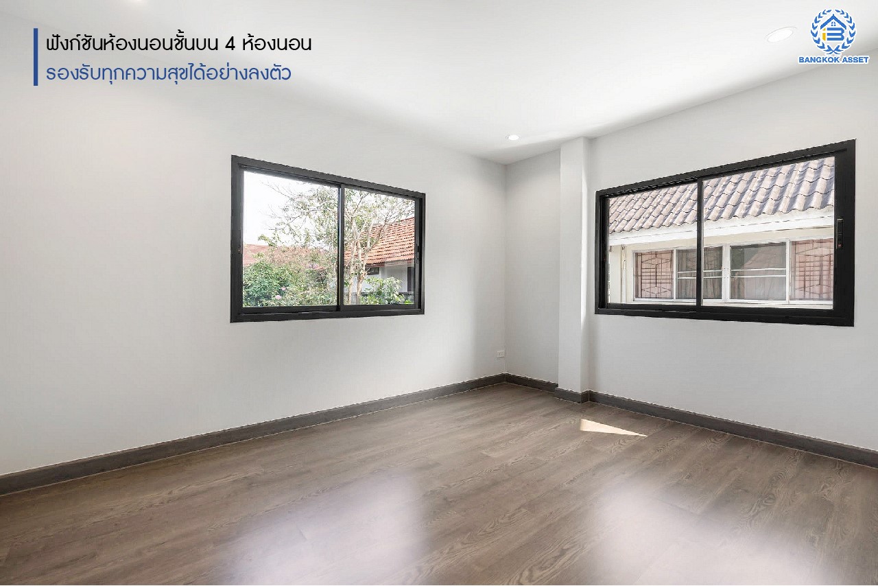 คฤหาสน์ตกแต่งใหม่ ดีไซน์สุด Luxury ม.กฤษดานคร18 บรมราชชนนี หลังมุม เนื้อที่ 77 ตร.ว. บนพื้นที่ใช้สอยมากถึง 320 ตร.ม. อีกระดับของฟังก์ชัน 6 ห้องนอน 2 ห้องน้ำ 1 ห้องอเนกประสงค์ จอดรถได้ 2 คัน บรรยากาศสุด Private บนทำเลศักยภาพเชื่อมต่อหลายเส้นทาง ใกล้เซ็นทรัลปิ่นเกล้า ม.มหิดล , ทางด่วน "กาญจนาภิเษก"...